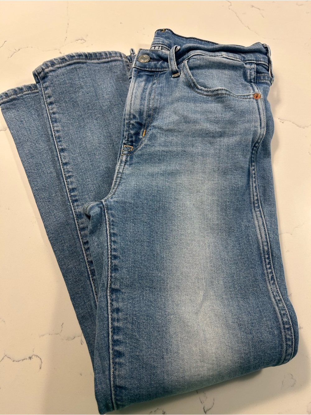 GAP Vintage Slim Mid Rise Light Blue Slim Slight Crop Jeans